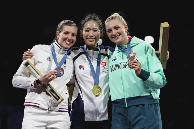 冠军击剑女世界是谁_击剑女子世界冠军_女击剑世界冠军是谁
