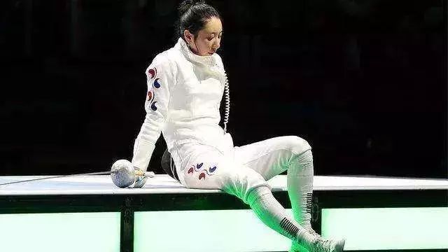 qq运动积分耐克100员券_深圳足球运动员黑历史_黑桐谷歌有什么黑历史