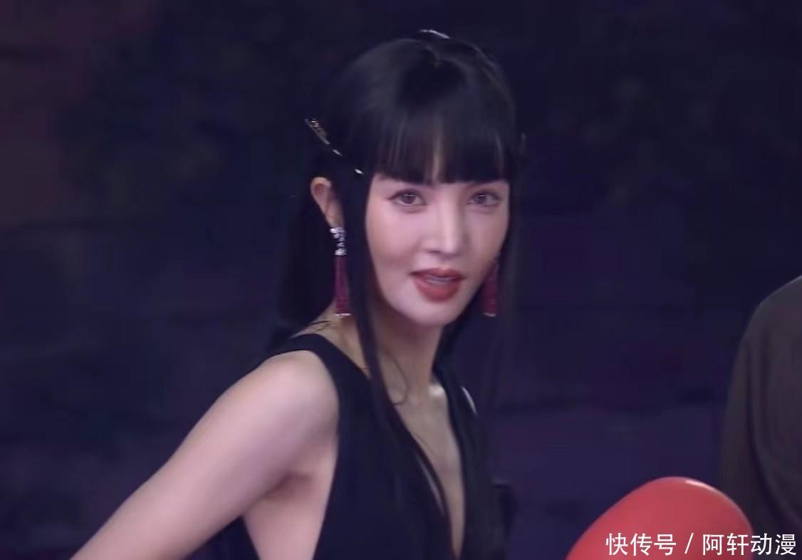 自律女明星健身_娱乐圈健身自律的女明星_自律女明星跑步