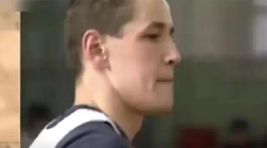 篮球比赛号数_职业篮球赛用的几号球_职业比赛7号篮球规则是什么