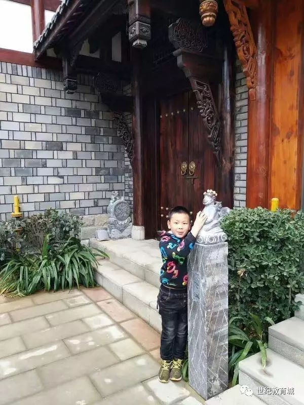 主持生活小妙招开头语_生活小窍门节目主持学生_生活类节目主持注意事项